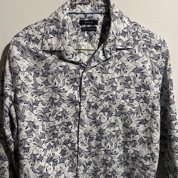 RW&CO shirt slim fit. Size S-M - Picture 2 of 6